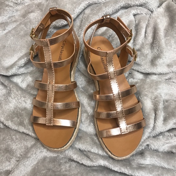 City Classified Rose Gold Espadrilles Sandals - Picture 3 of 4